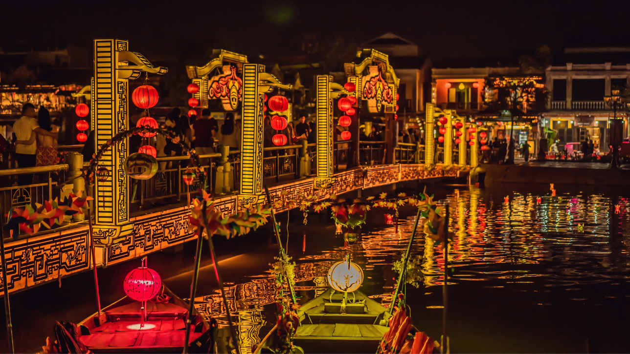 Hoi An Lantern Festival (Monthly, Best in February 2025)