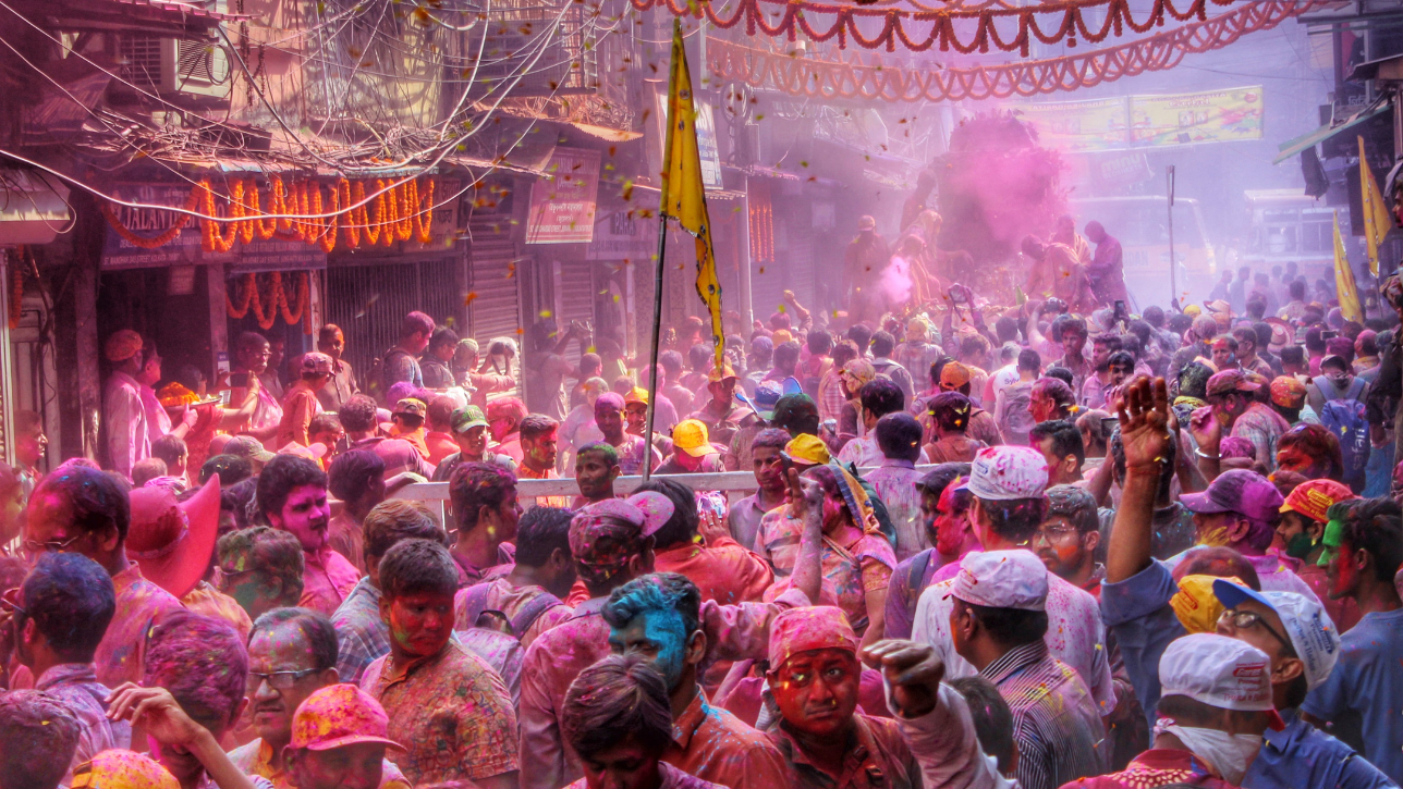 Famous locations for celebrating holi in India