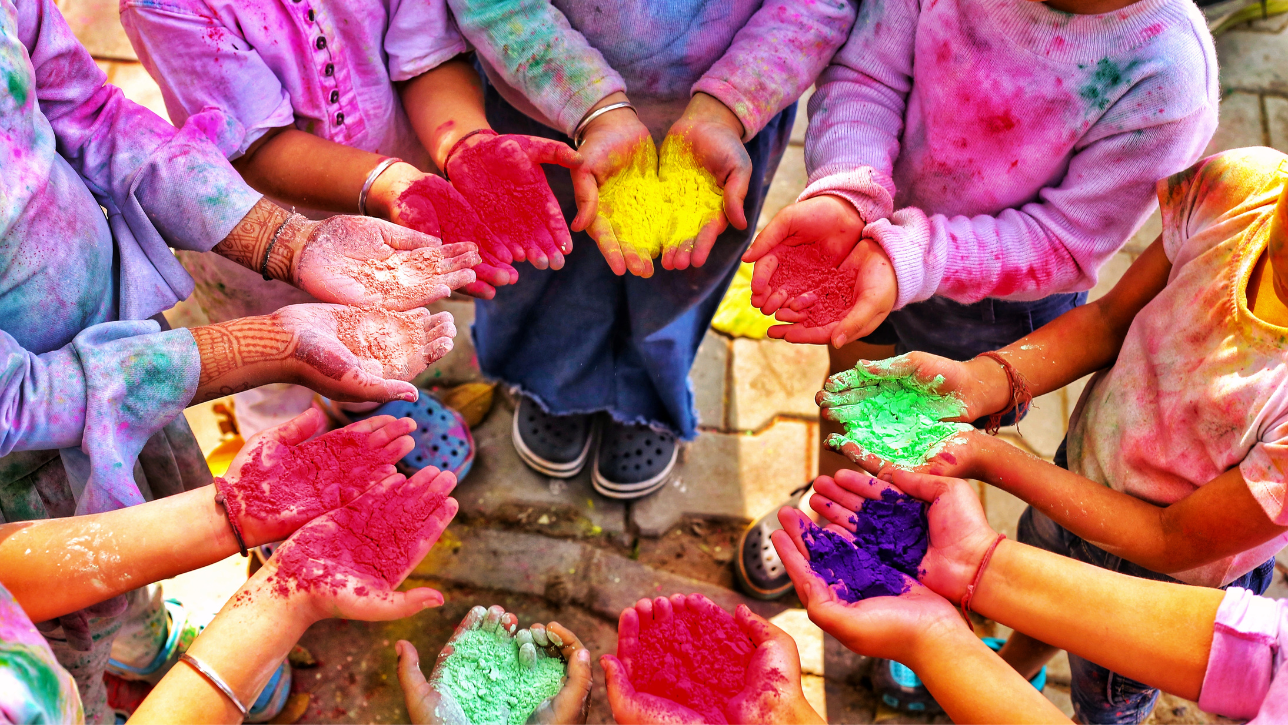 What is the holi festival?