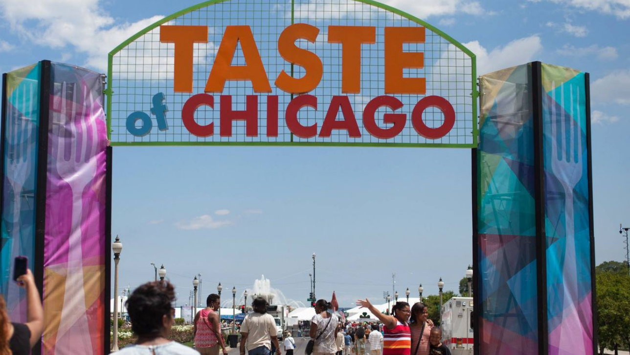 Taste of Chicago – Lễ hội ẩm thực quốc tế lớn nhất nước Mỹ (Tháng 6)